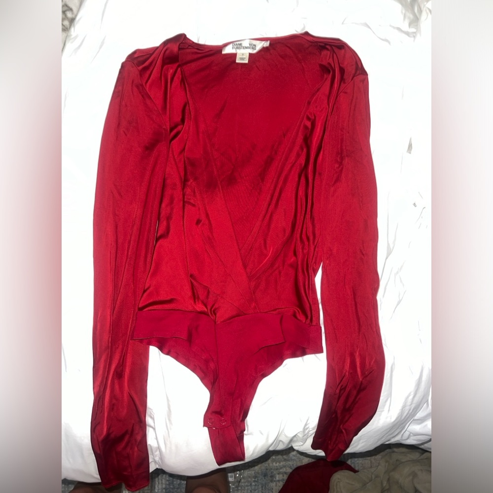 Red luxury bodysuit - Picture 2 of 5